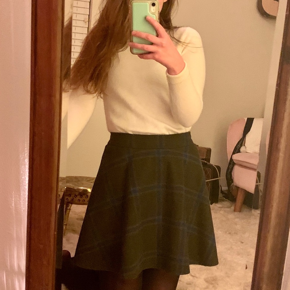 🎃Vintage Plaid Wool schoolgirl skirt - Picture 3 of 5